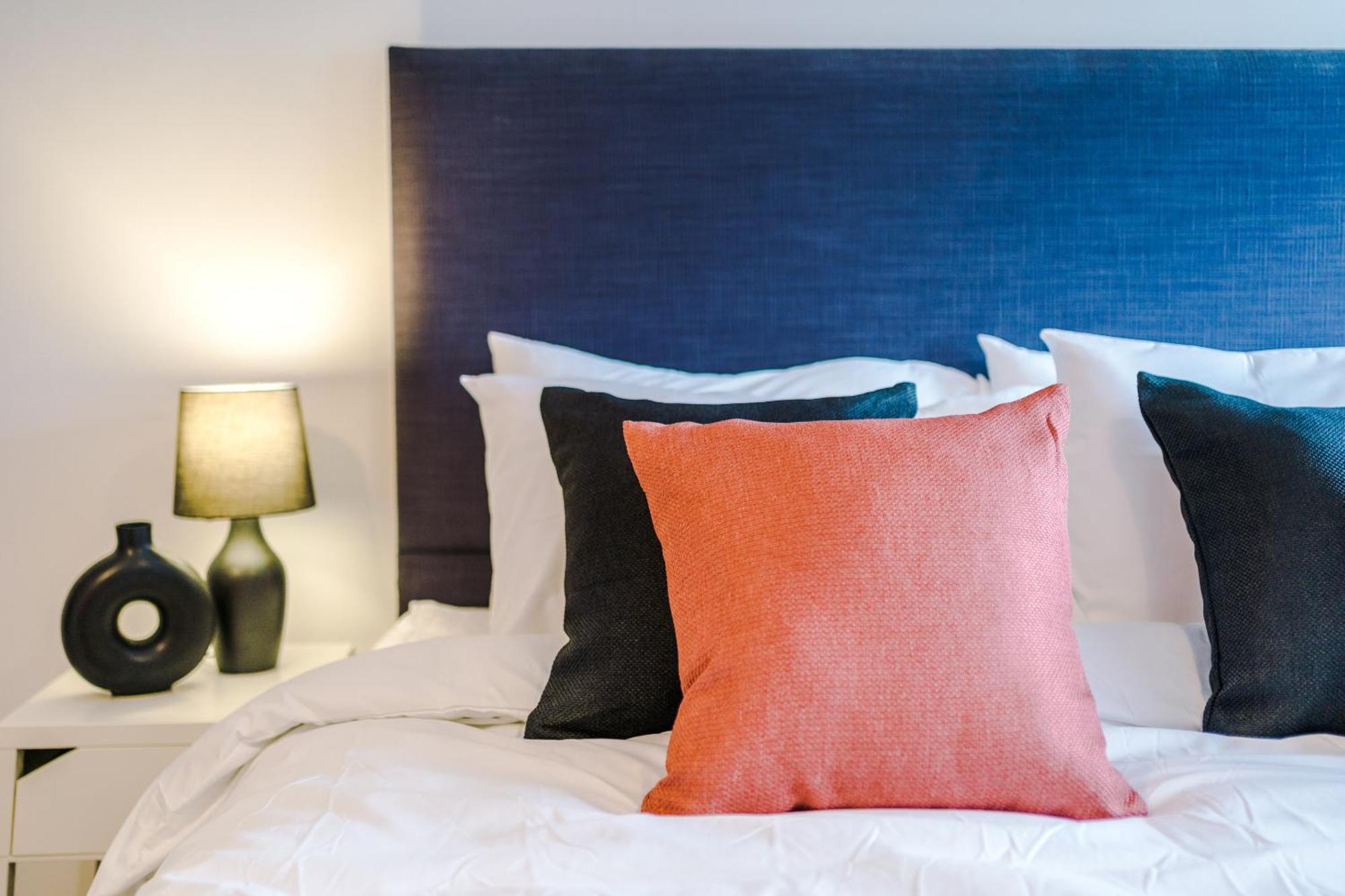 2 King Size Beds In Manhattan Styled Oversize Apartment Leeds  Exterior photo